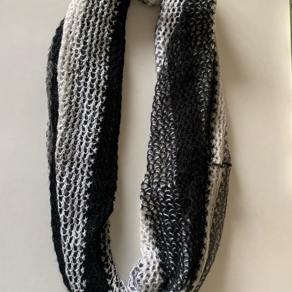 Infinity Scarf - Picture 2 of 3
